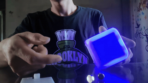 Color changing clock