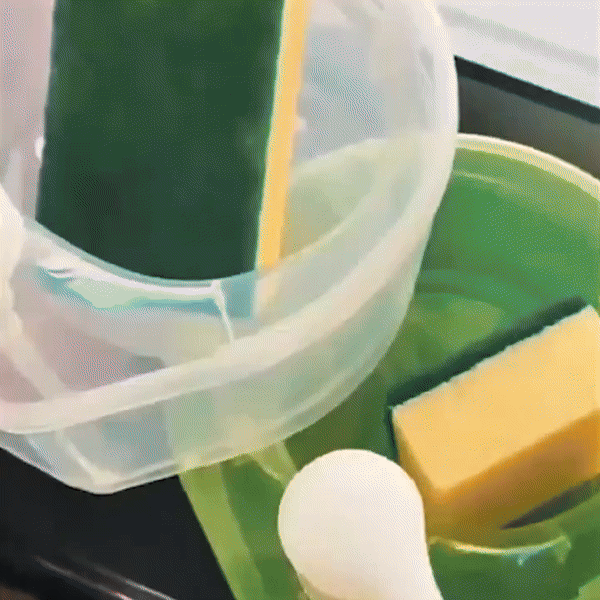 2 in 1 Liquid Soap Dispenser With Scrubber Sponge